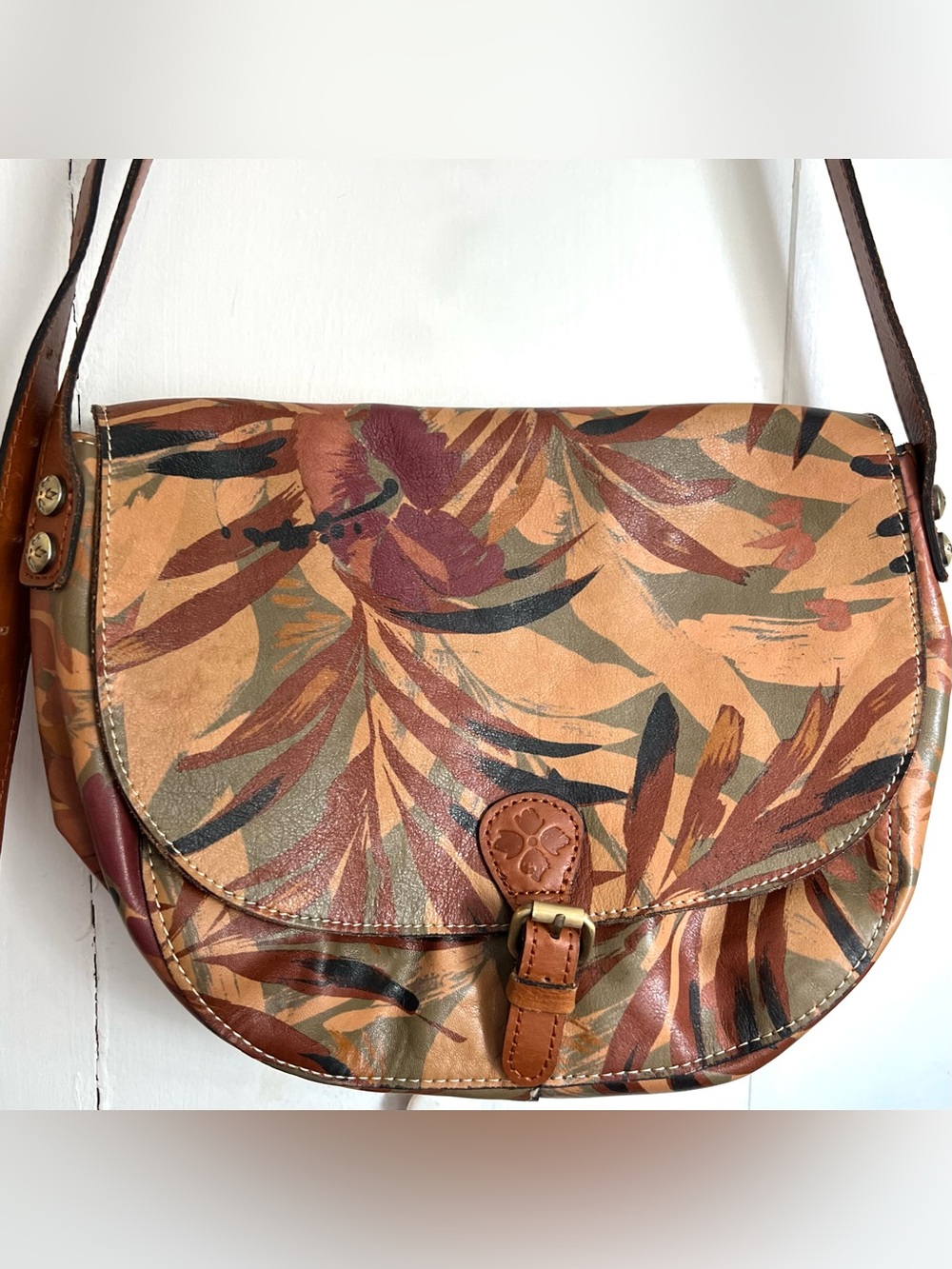 Patricia Nash Rosolini Palm Leaves Flora Leather Messenger Flap Crossbody Bag